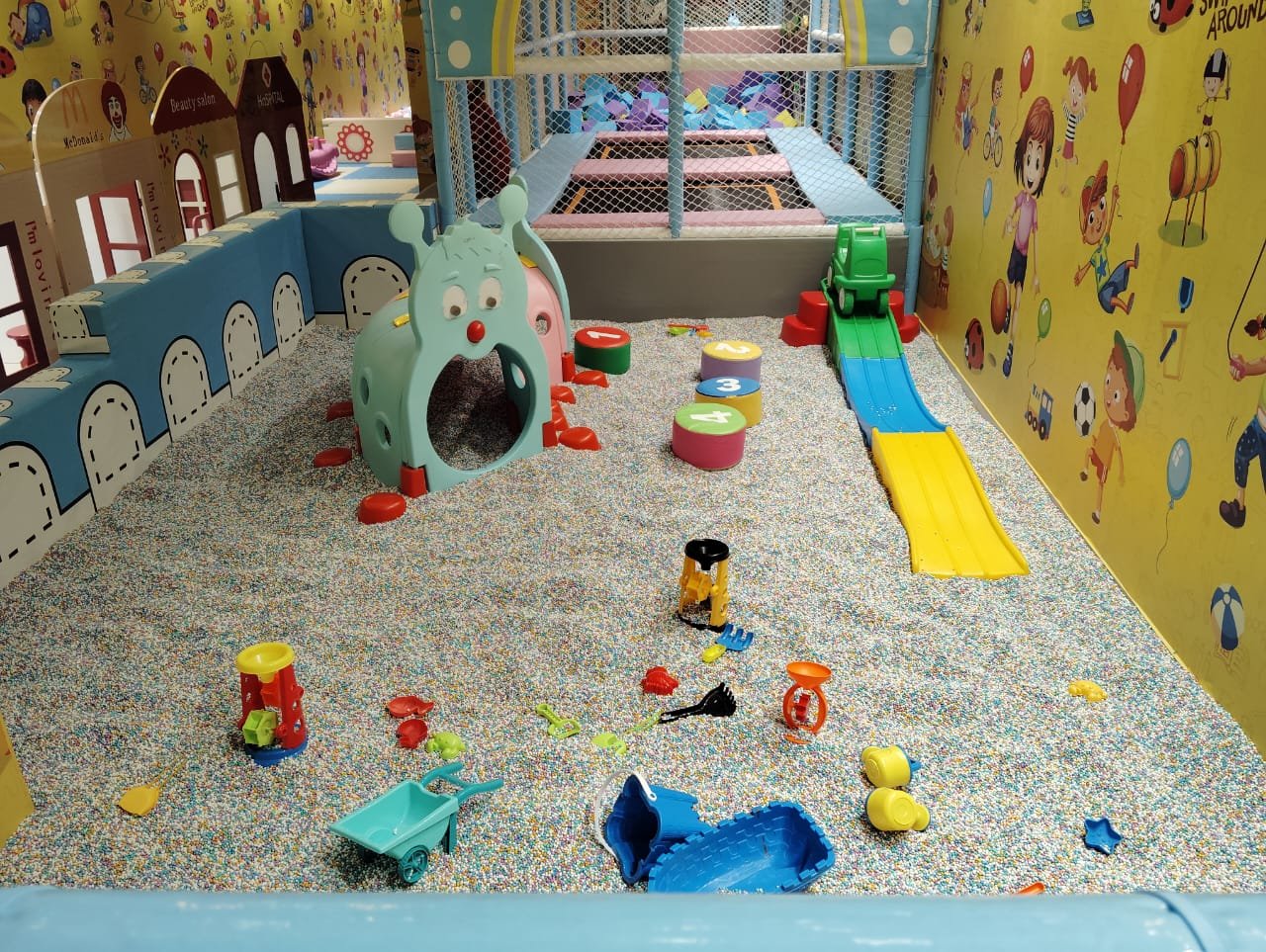 Kids-play-Urban-square-mall-udaipur